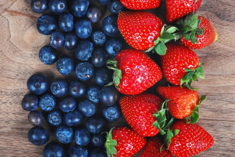 Growing Strawberries with Blueberries: A Gardener’s Guide